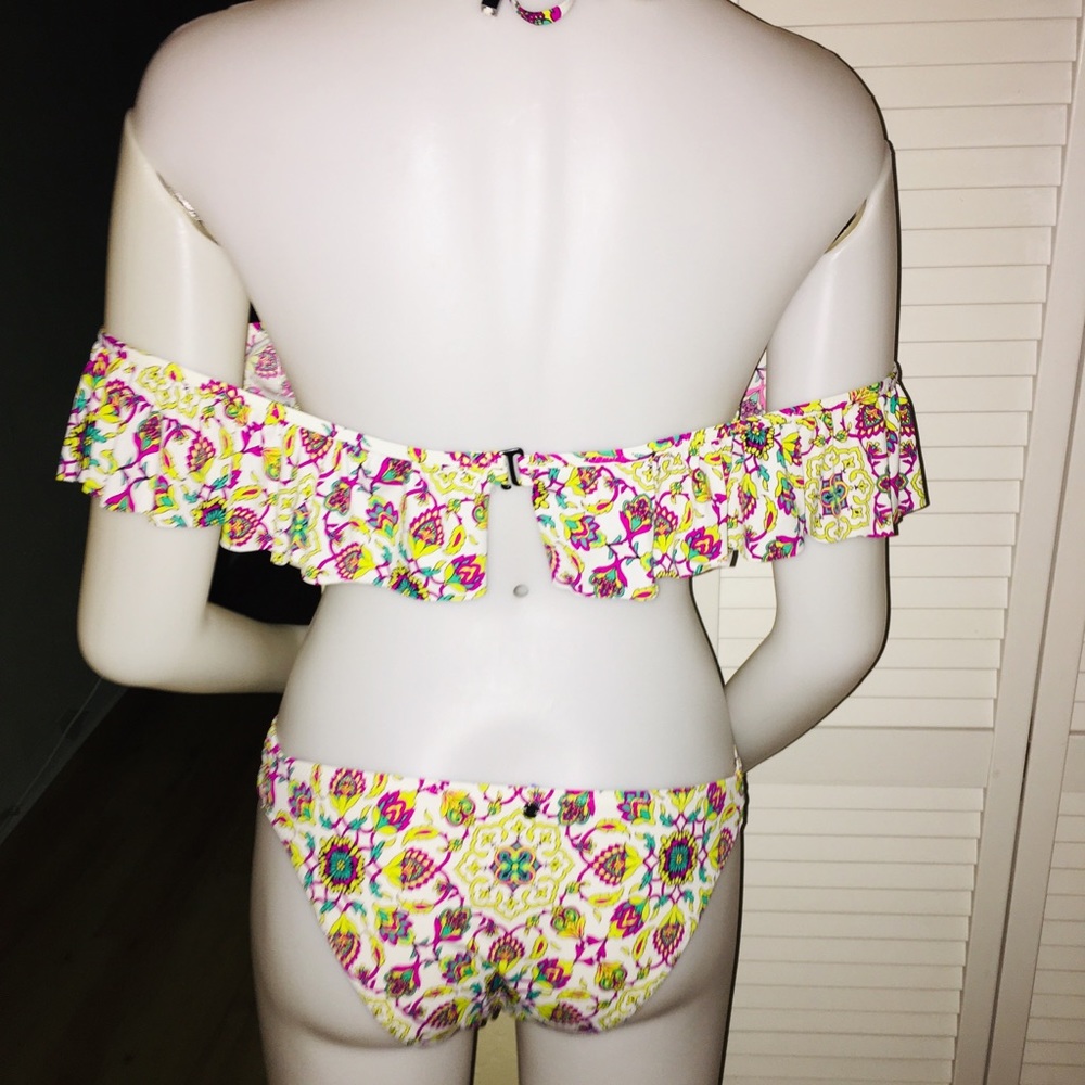 Med NWT bikini - Picture 2 of 2